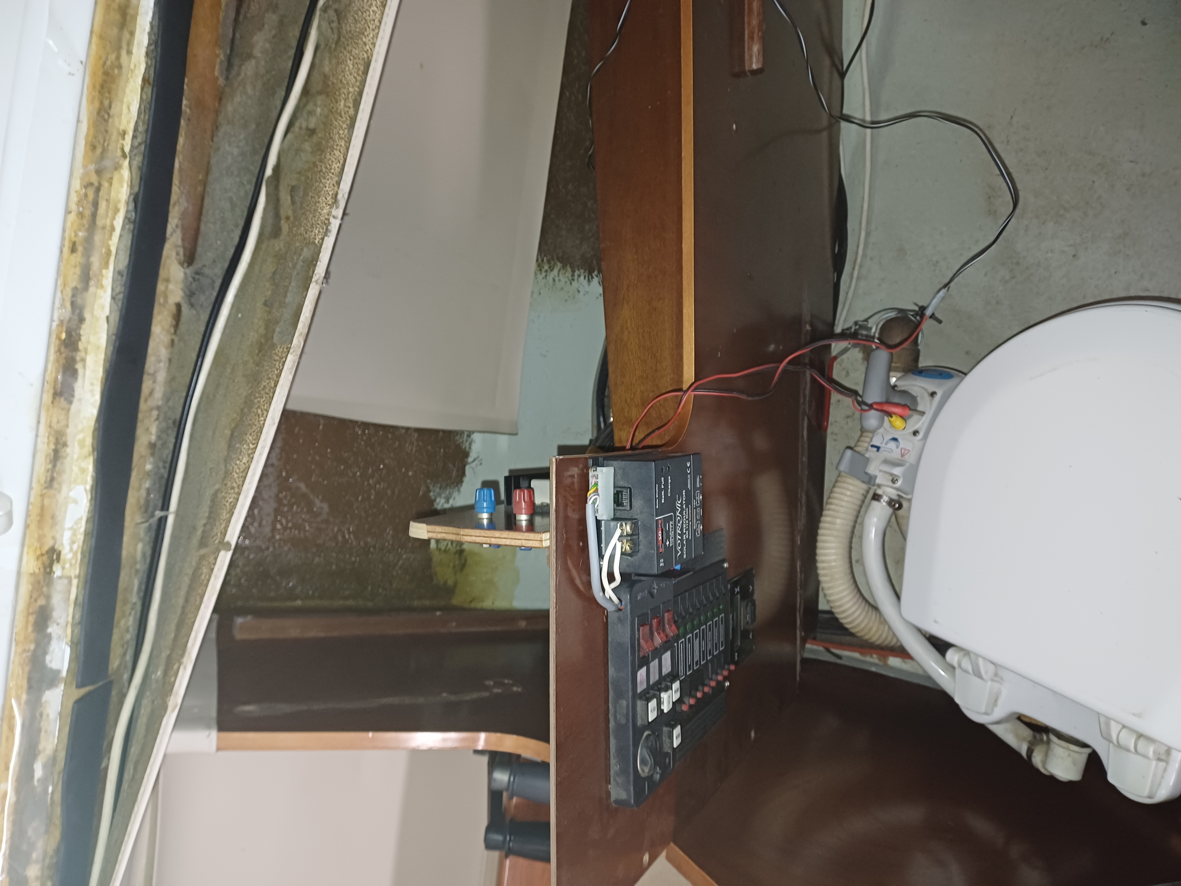 Holzverkleidung wird entfernt 1